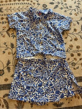Vince Camuto Blue and White Floral Kids Pajama Set - Short Sleeve Top & Shorts